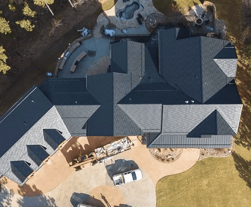 Rubberroofing roofoverhead